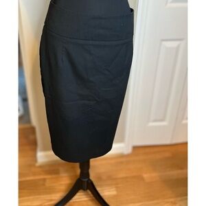 Elegant Black Pencil Skirt